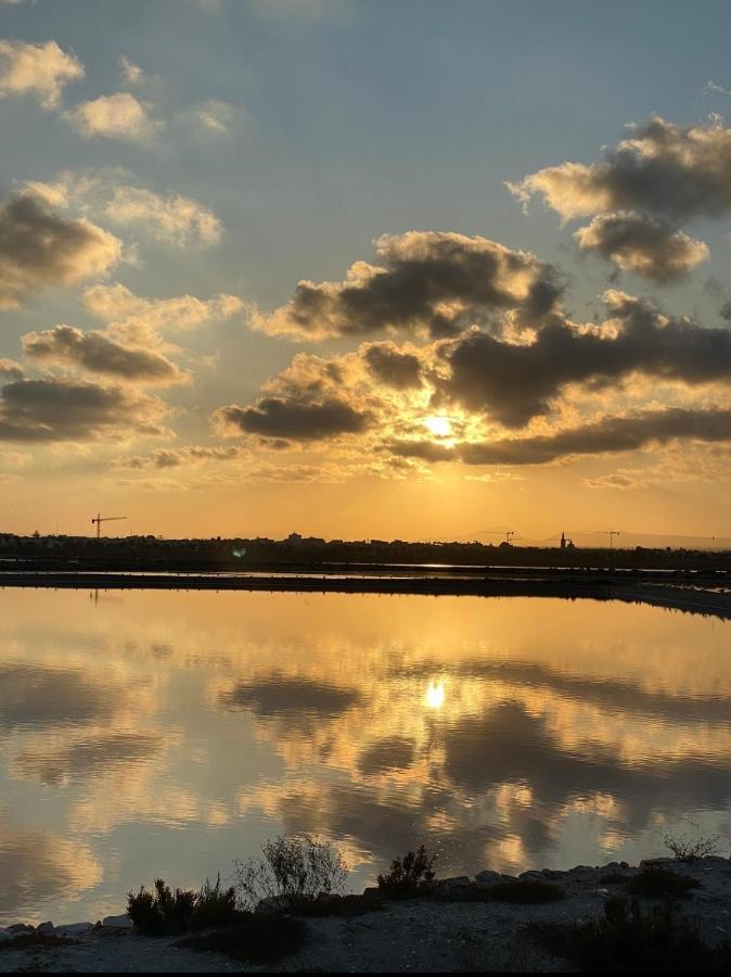 Bonito Adosado Con Piscina A 200 M De La Playa Apartment El Mojon  ภายนอก รูปภาพ